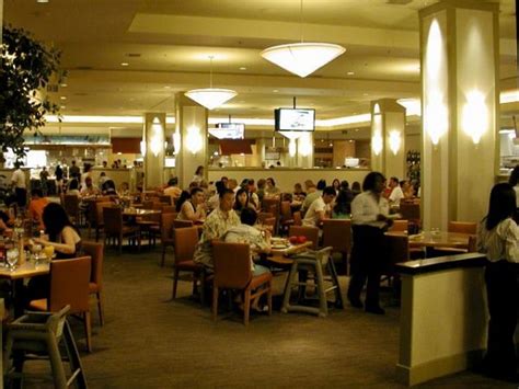 spice market buffet closed.